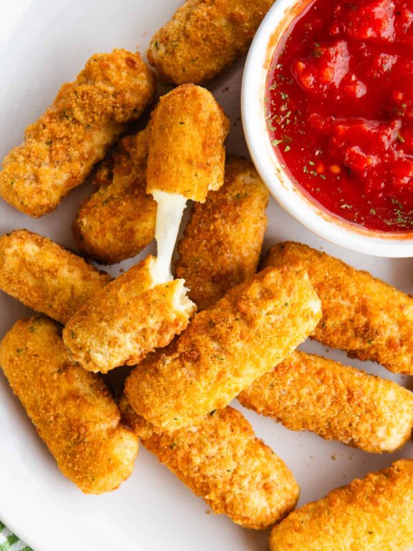 Mozzarella Sticks (6pcs)